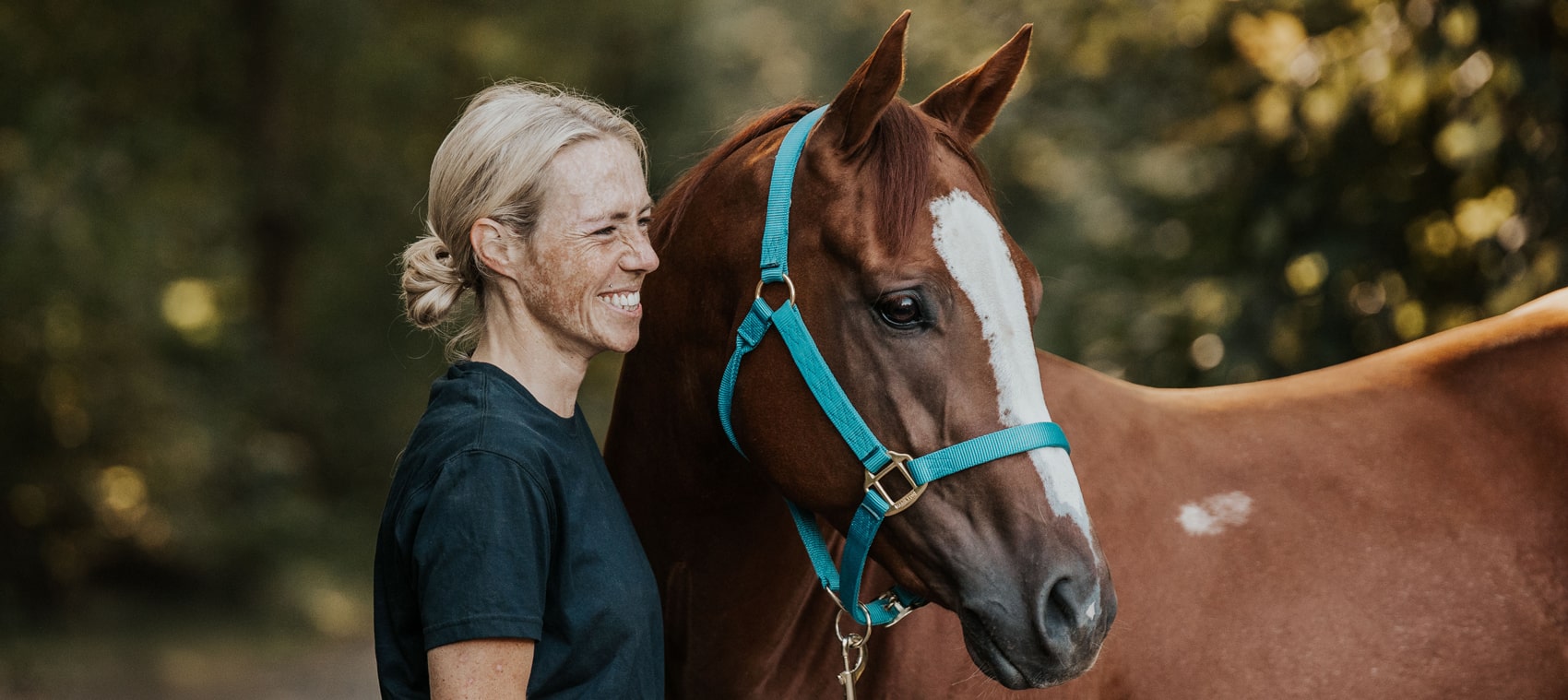 Pferdbewusst-Jessica-Jakob-Pferdephysiotherapeutin-Pferdetrainerin-Westernreitunterricht-Waiblingen-Header